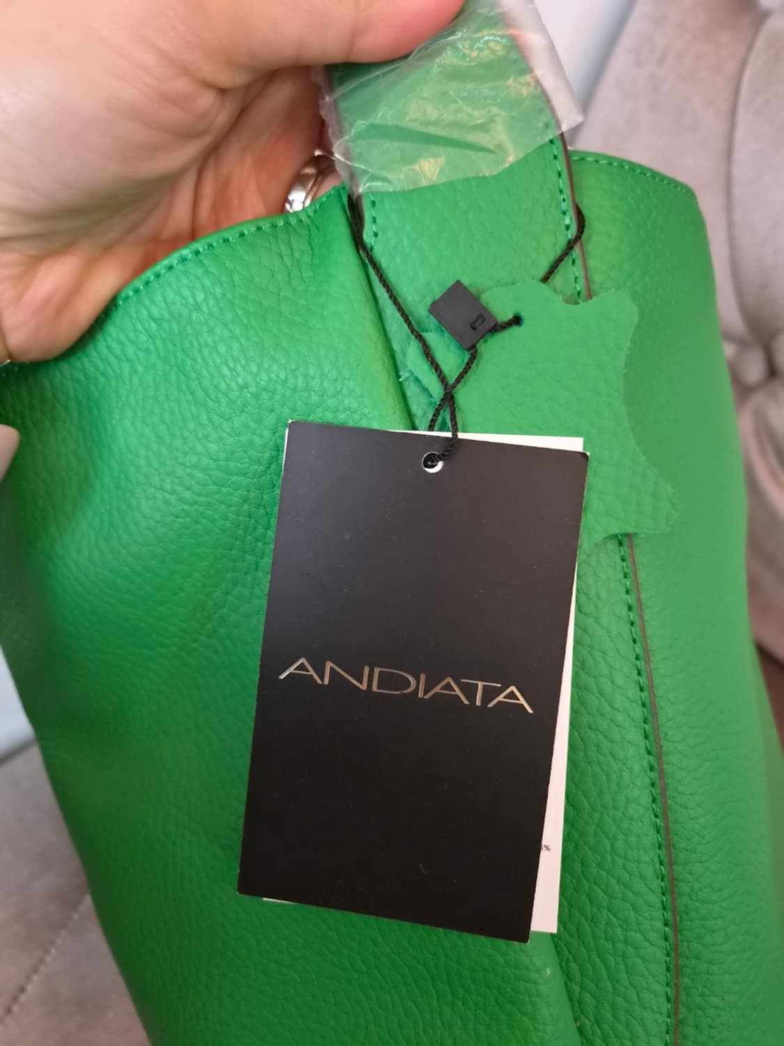 새제품)Andiata 여성 천연가죽크로스토트백 상품이미지9