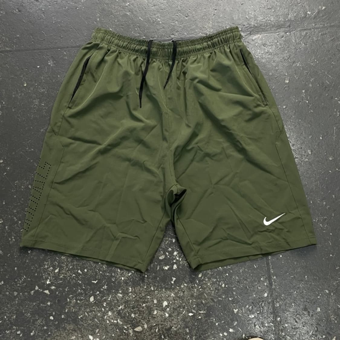 105 나이키 드라이핏 반바지  상품이미지1