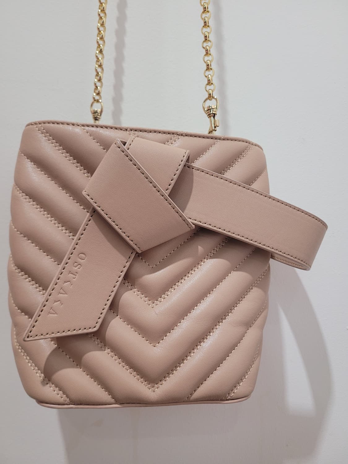 오스트카카OSTKAKA 퀼팅 버킷백 리카 미니 베이지 상품이미지3