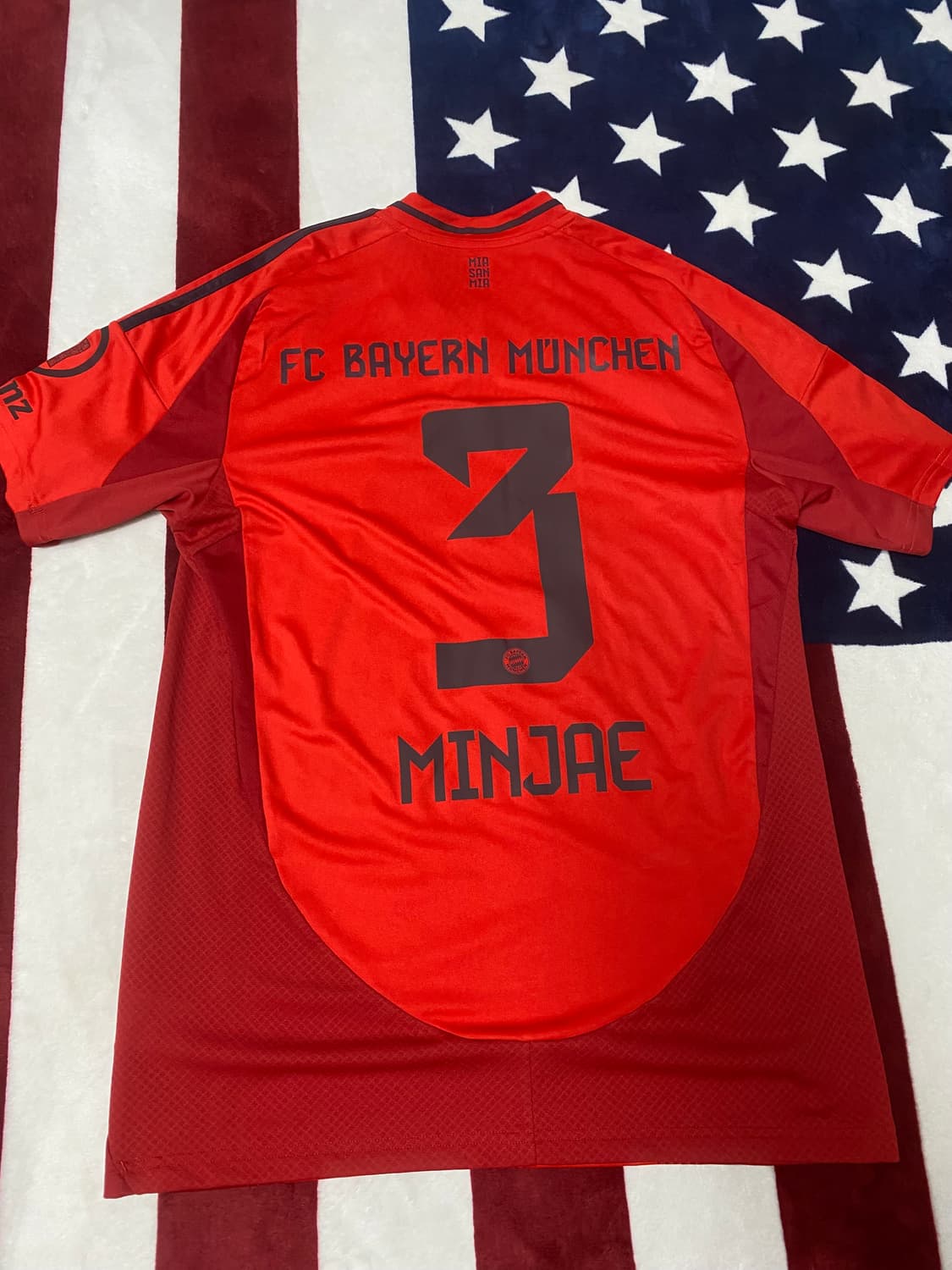 아디다스 뮌헨 24-25 홈 김민재 유니폼 상품이미지6