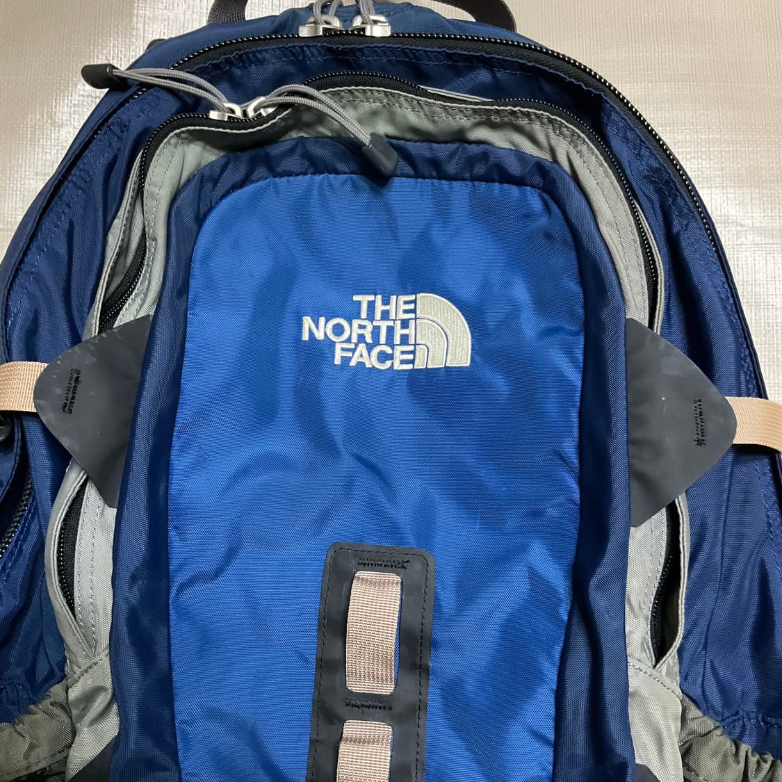 노스페이스 핫샷 백팩 블루 네이비 상품이미지3