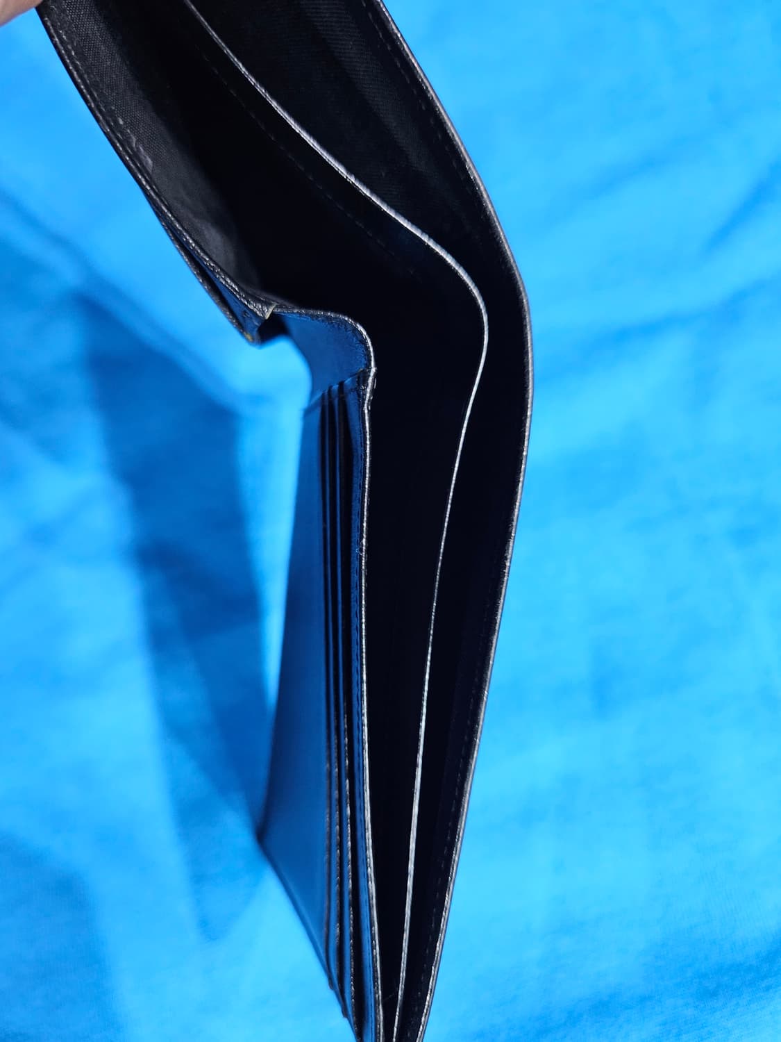 몽블랑 블랙컬러 남성 반지갑 상품이미지7