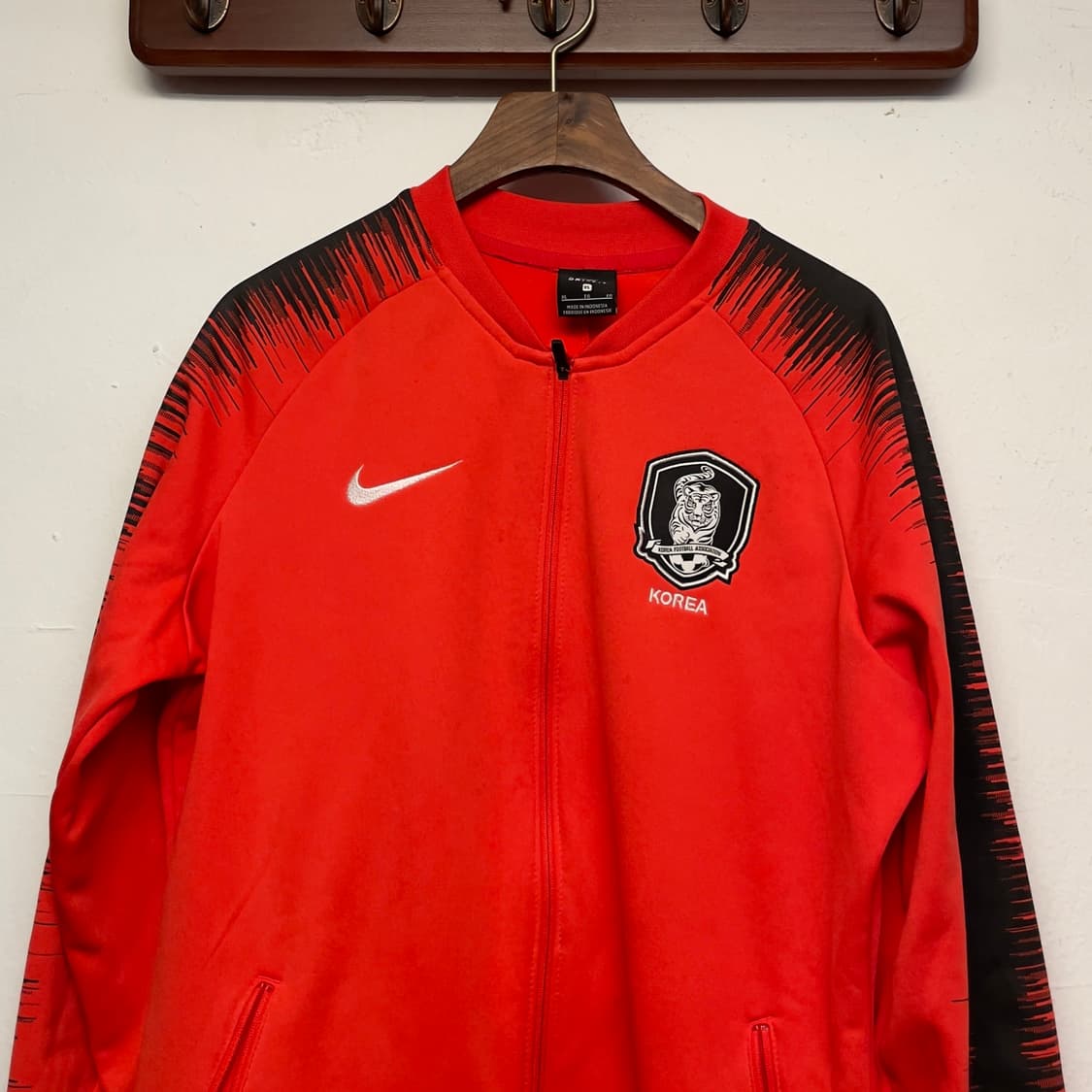 나이키 (우먼) 국대 레드 트랙 자켓 상품이미지3