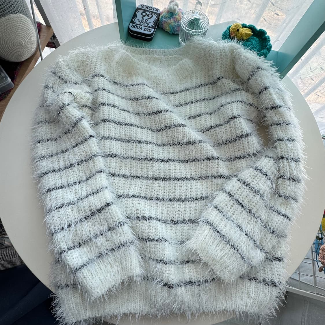 사랑스러운 아이보리 줄무늬 포슬이 니트 스웨터 상품이미지1