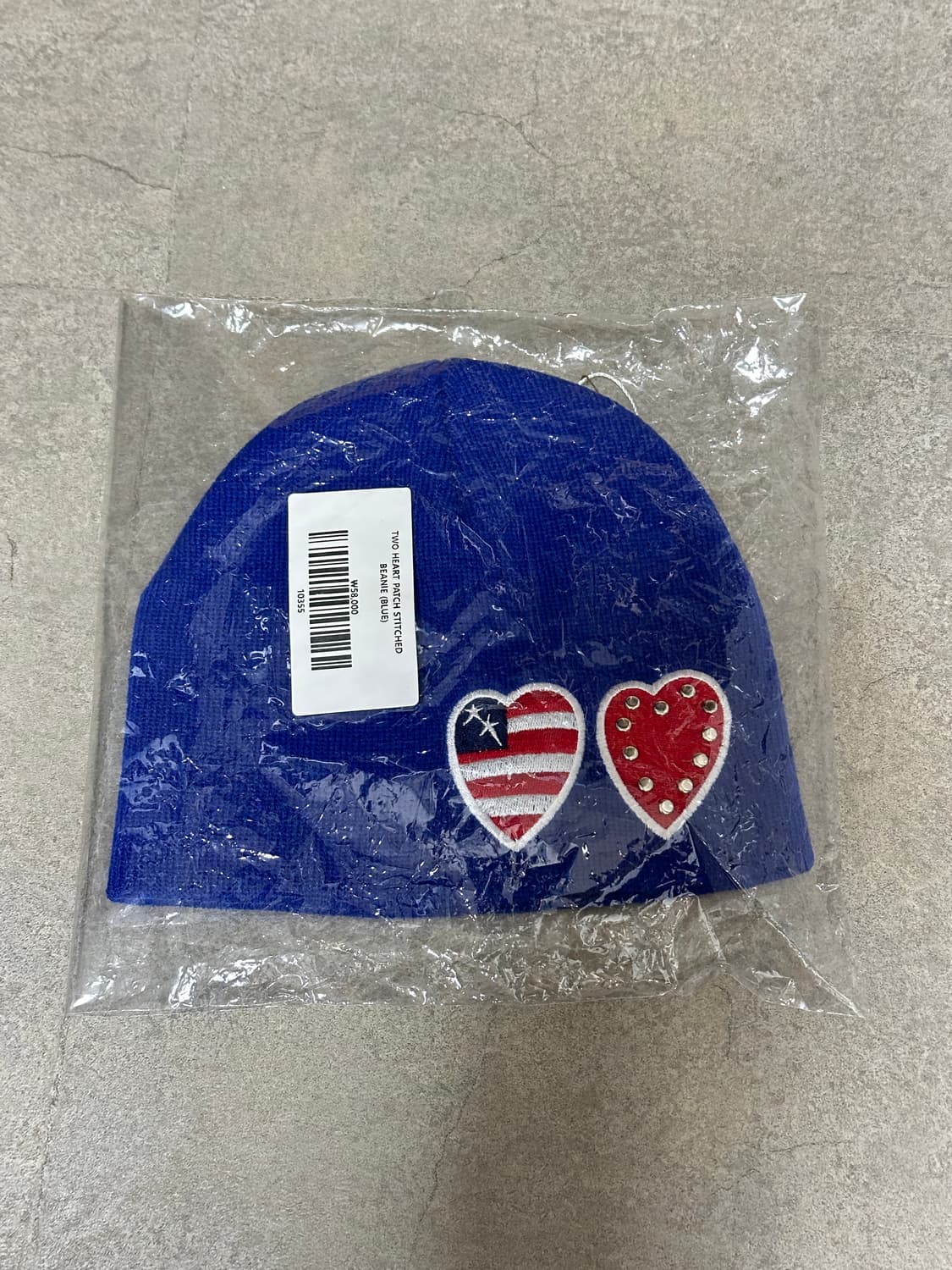 [새상품] 더뮤지엄비지터 하트 패치 비니 블루 상품이미지2