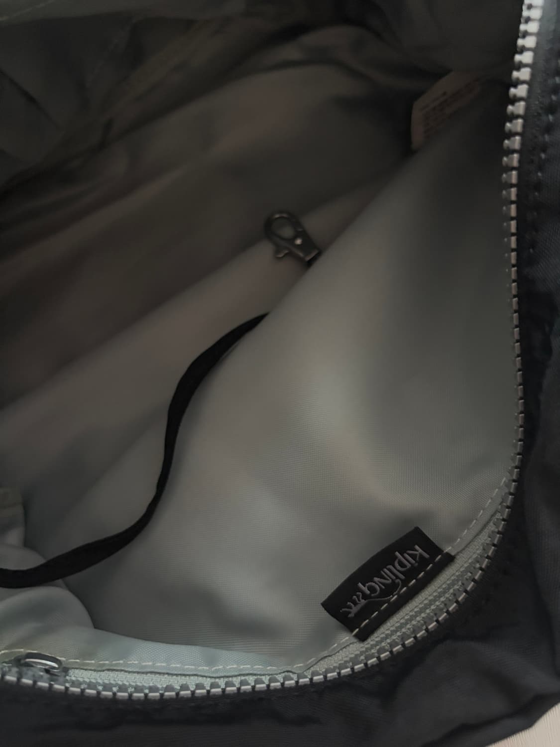 Kipling Black Cross Bag 상품이미지8