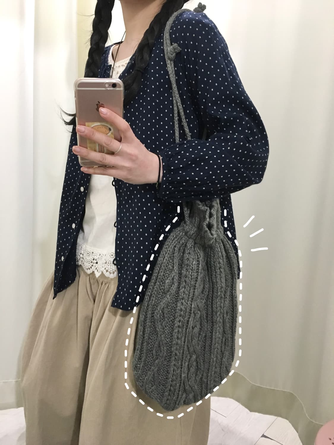 Moss Knit Bucket Bag 상품이미지1