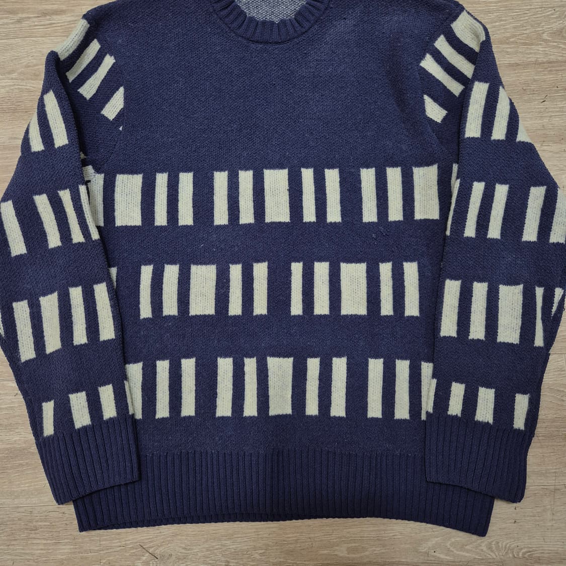 자라 패턴 클래식 라운드 니트 M(95) 상품이미지3