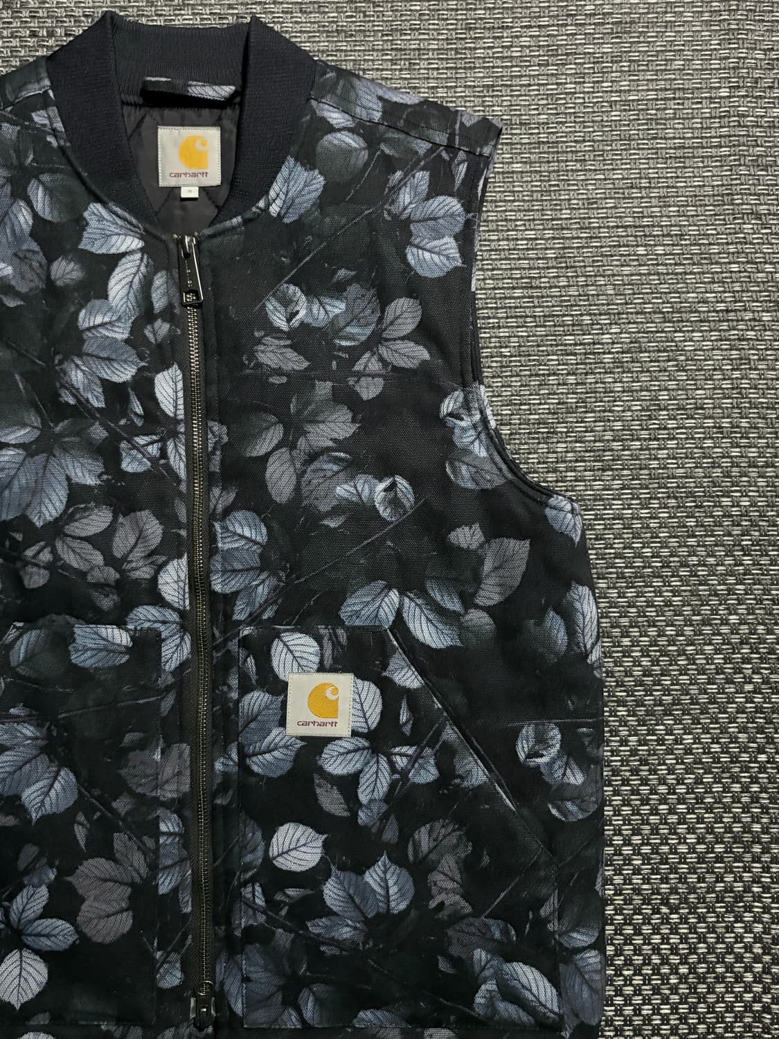 칼하트 WIP 플로라 베스트 S 상품이미지2