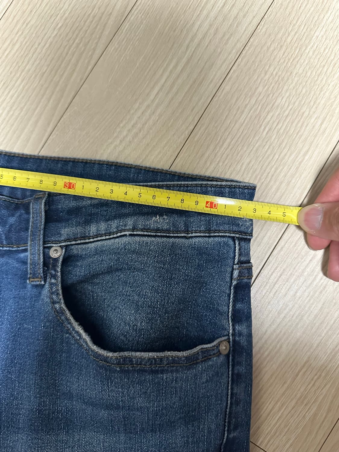 유니클로 데미지 워싱 데님 86사이즈 판매 상품이미지4