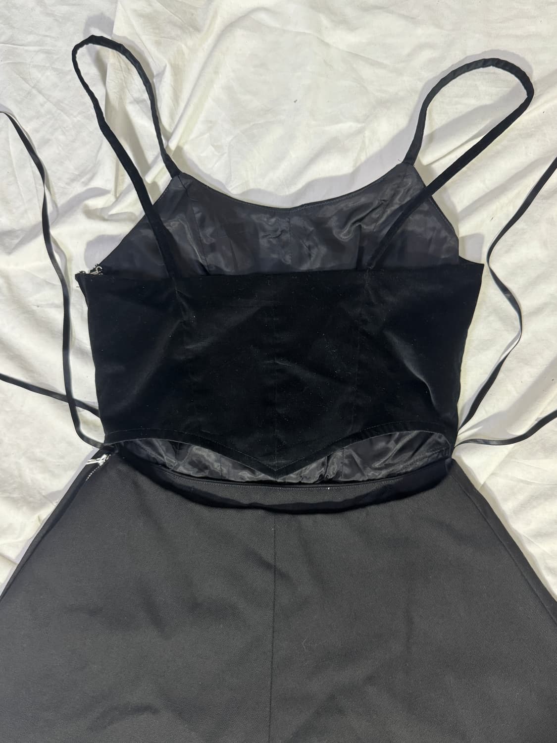 H&M 꼼데가르송 컷아웃 디테일 원피스 벨벳 상품이미지4