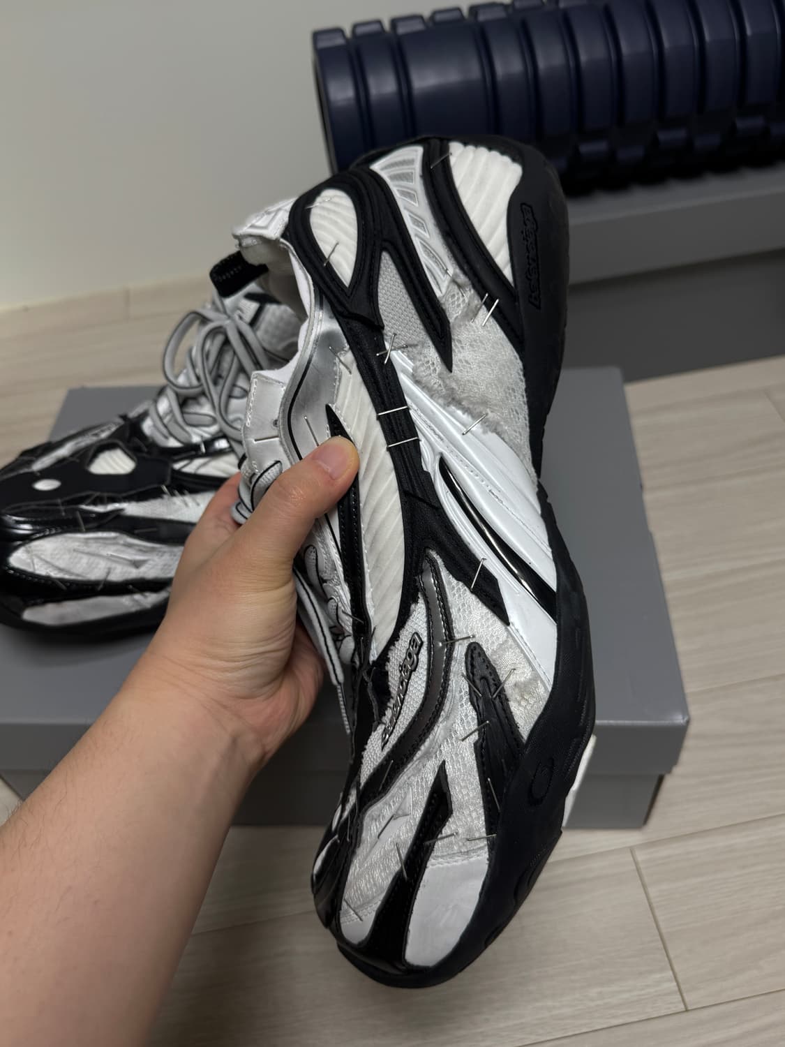 [44] 발렌시아가 솔리스 스니커즈 상품이미지2