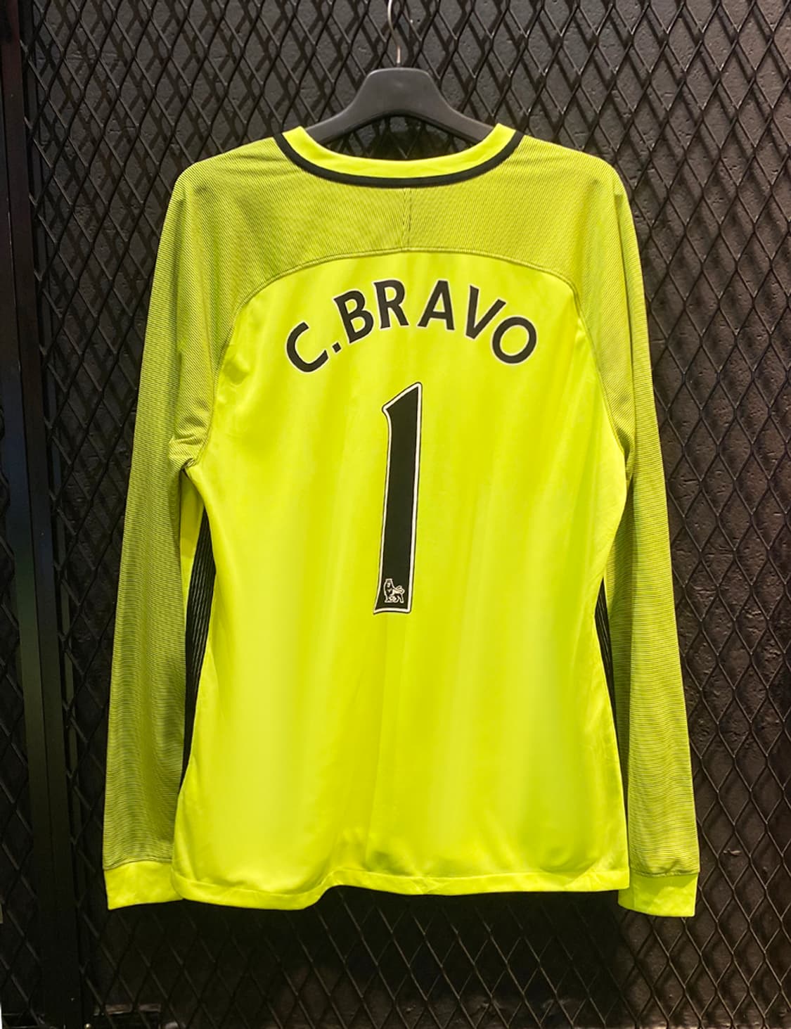 16/17 맨시티 홈 GK 긴팔 브라보 (XL) 상품이미지3