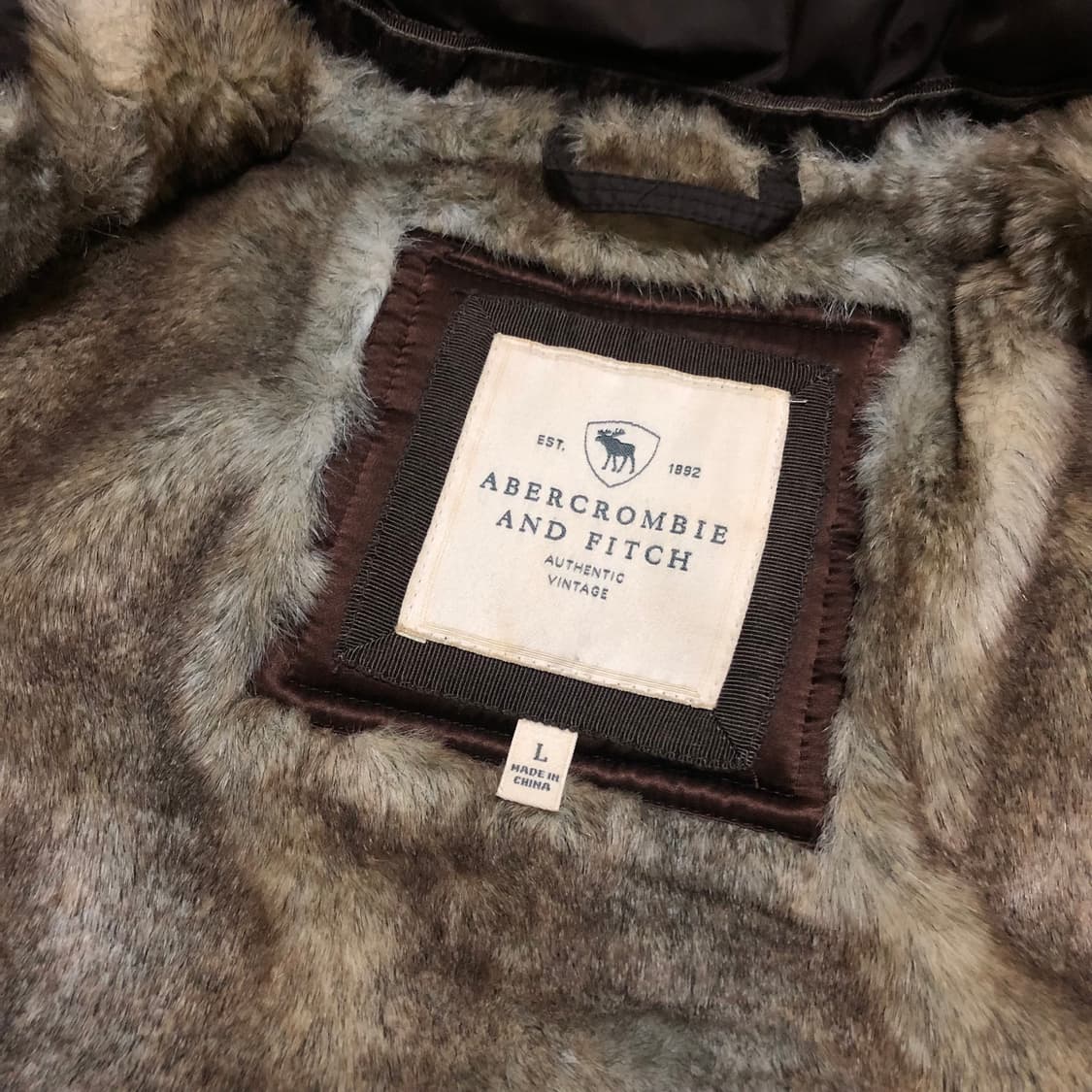아베크롬비 순록 로고 울프죠 브라운 패딩 상품이미지3
