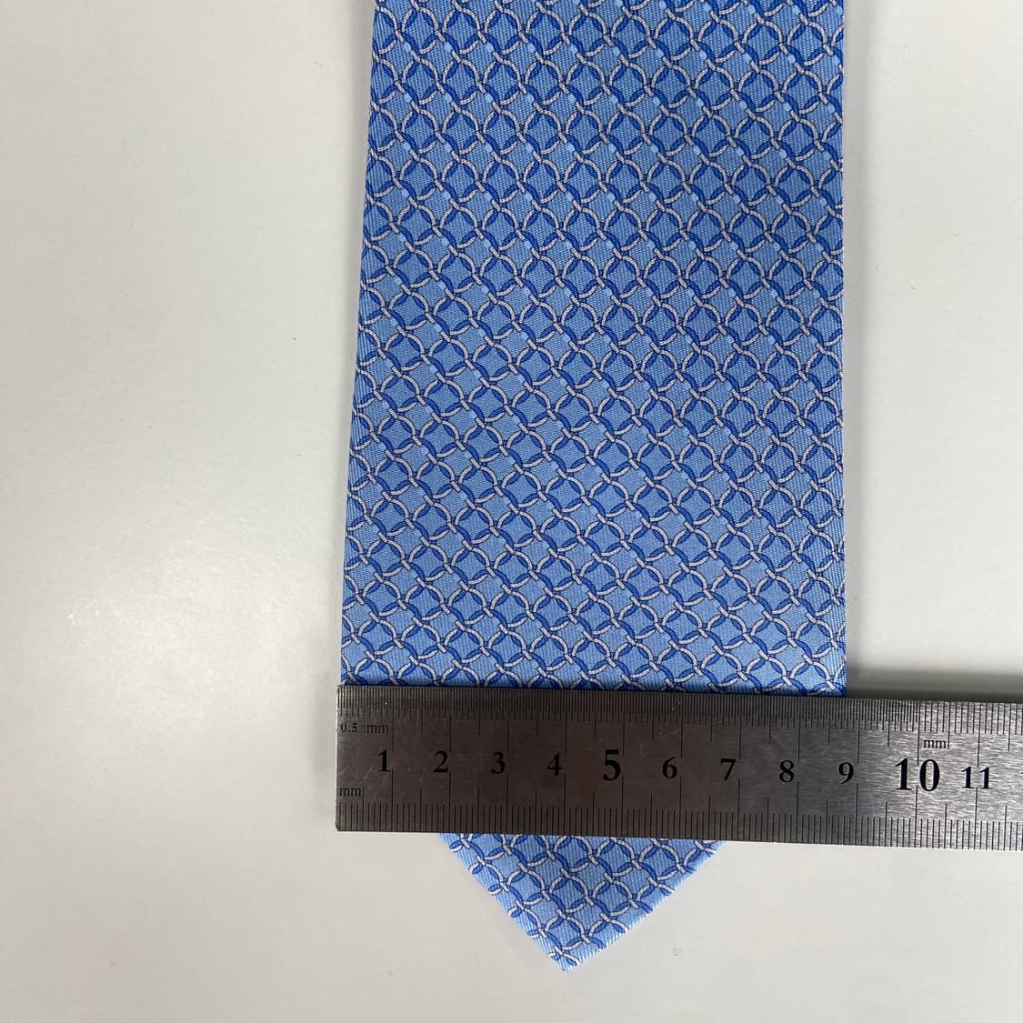 페레가모(Ferragamo) 명품 정품 넥타이 8.7cm 상품이미지8