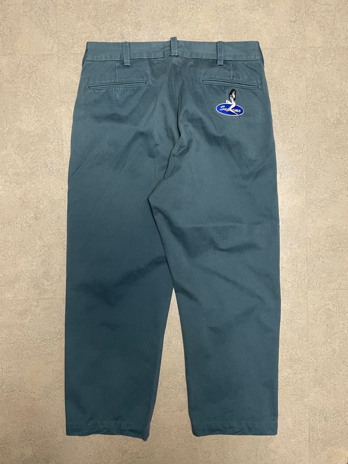 슈프림 핀업 걸 치노 supreme pin up girl chino 상품이미지2