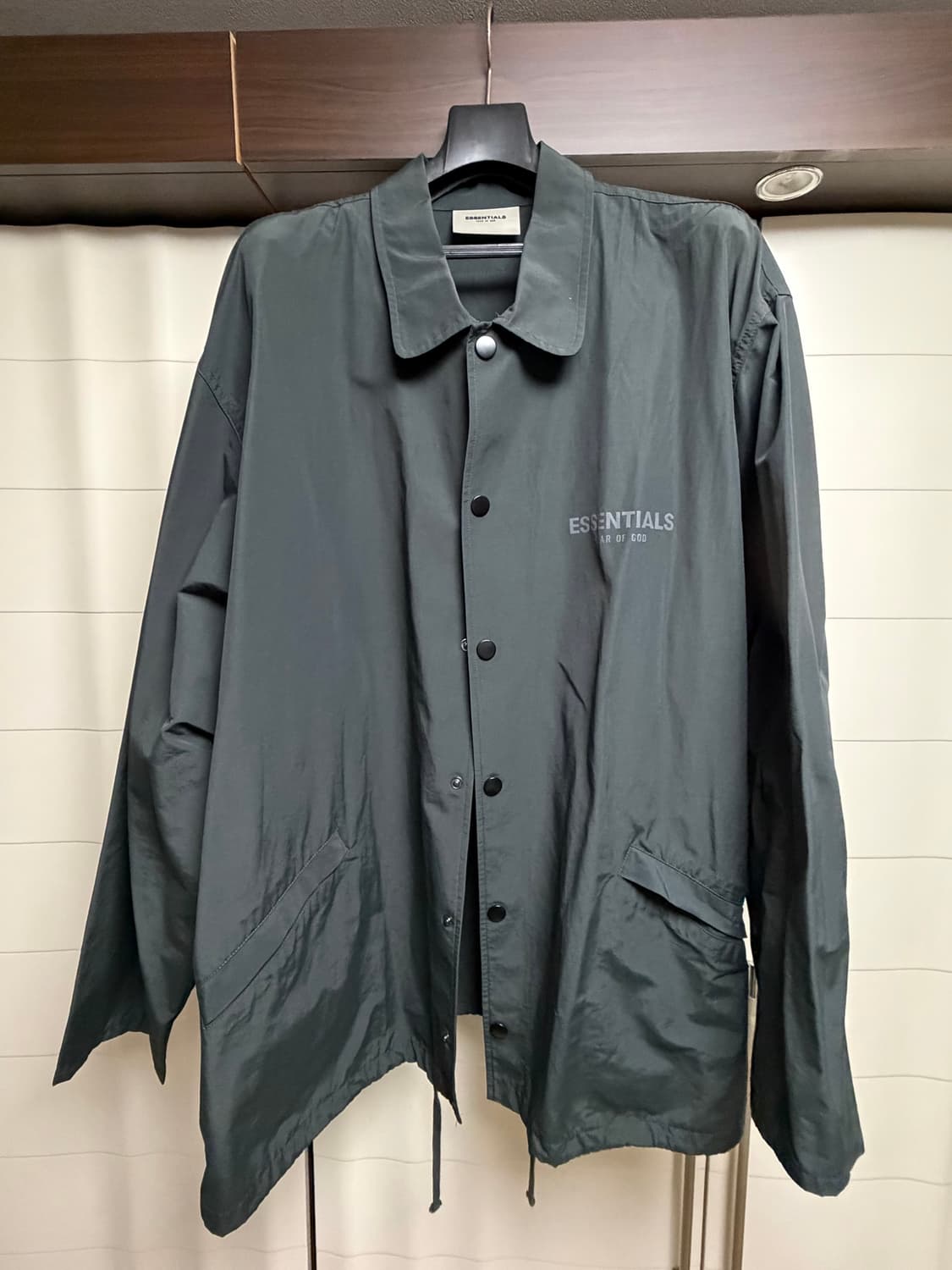 피어오브갓 에센셜 21FW 나일론 코치자켓 L 상품이미지2