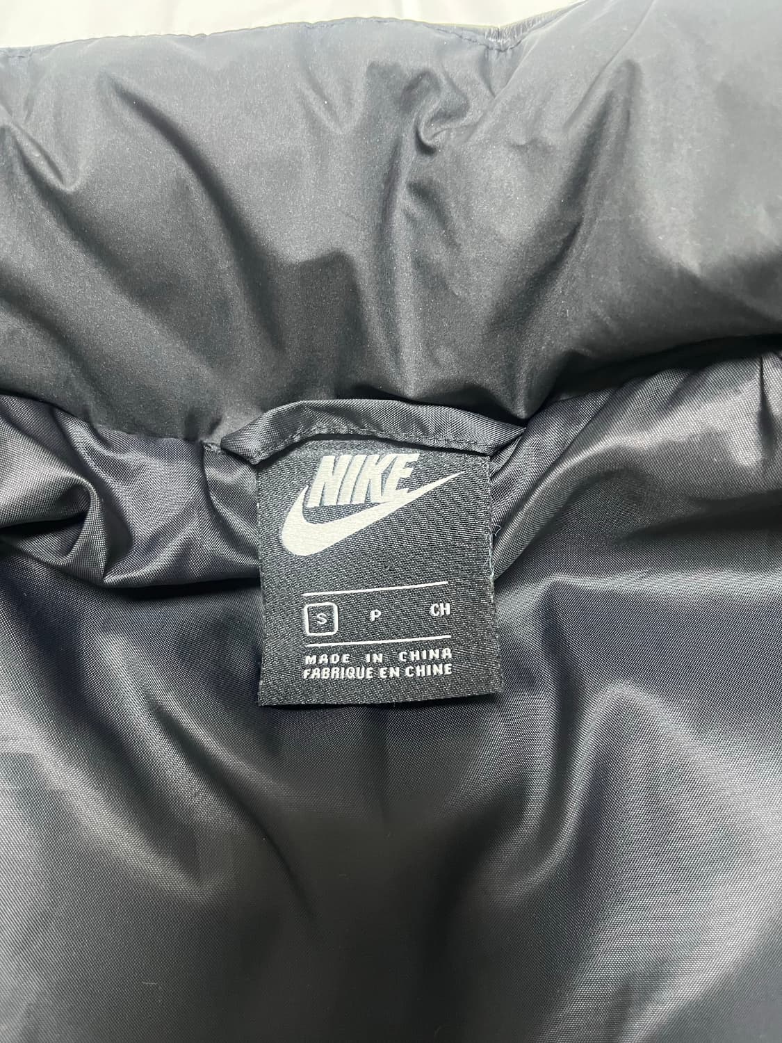 [나이키] 유광 숏패딩 블랙 S 상품이미지5