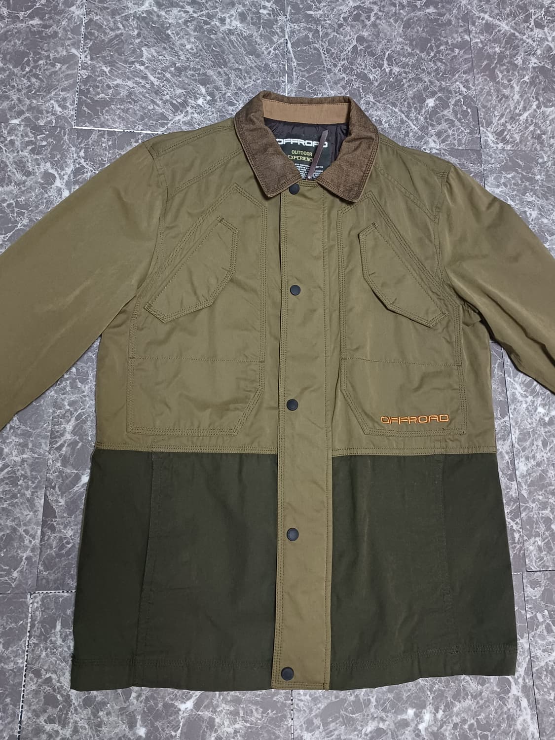 오프로드(OFFROAD) 브랜드 아웃도어 자켓  상품이미지1