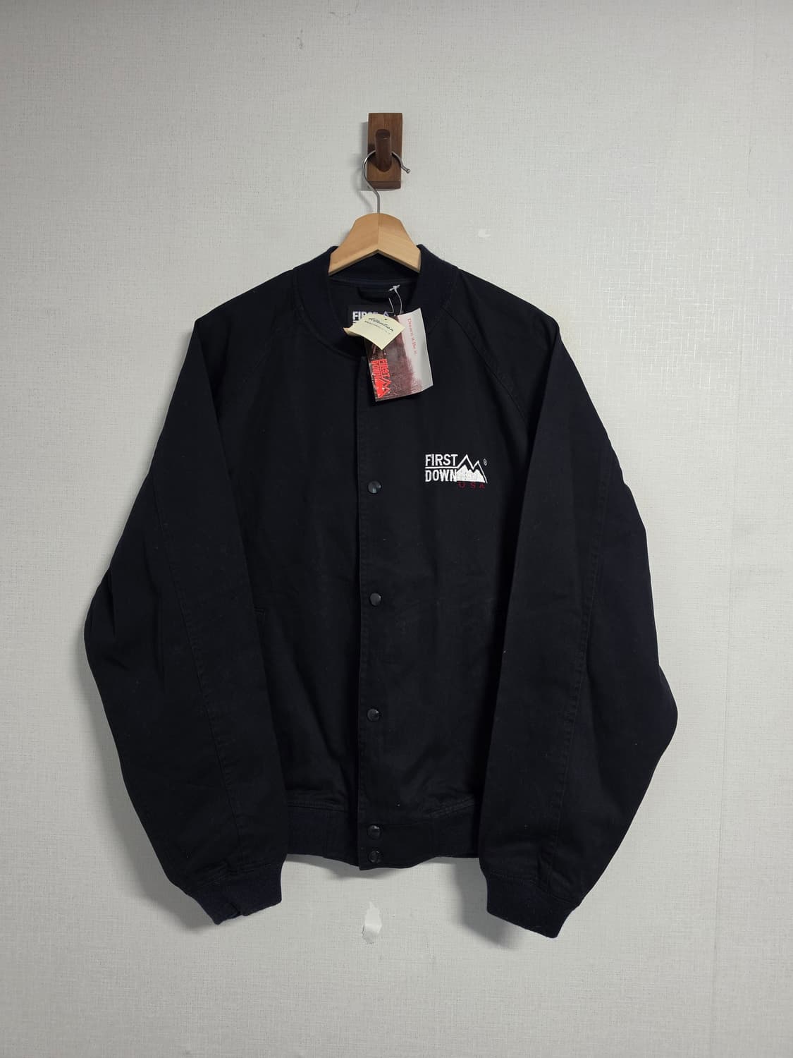 퍼스트 다운 블랙 봄버 자켓 L 상품이미지1