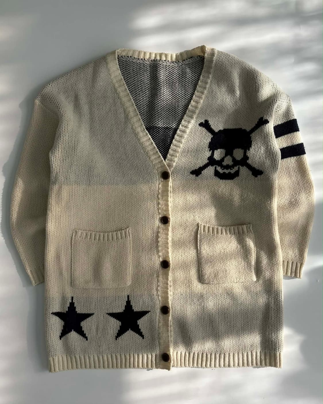 Japanese brand 본디지 해골 빈티지 울 니트 가디건 상품이미지1