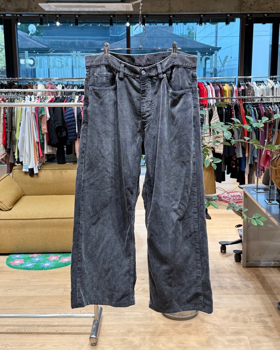 호프 그레이블랙 코듀로이 와이드 팬츠  상품이미지1