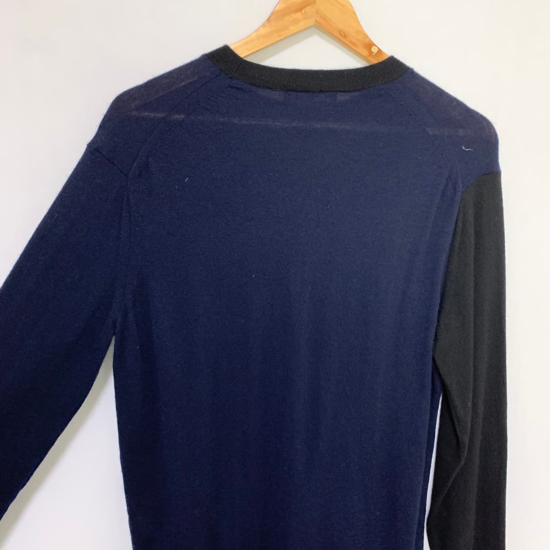 유니클로 질샌더 캐시미어 100 언발란스 배색 긴팔 니트 남녀공용 상품이미지6