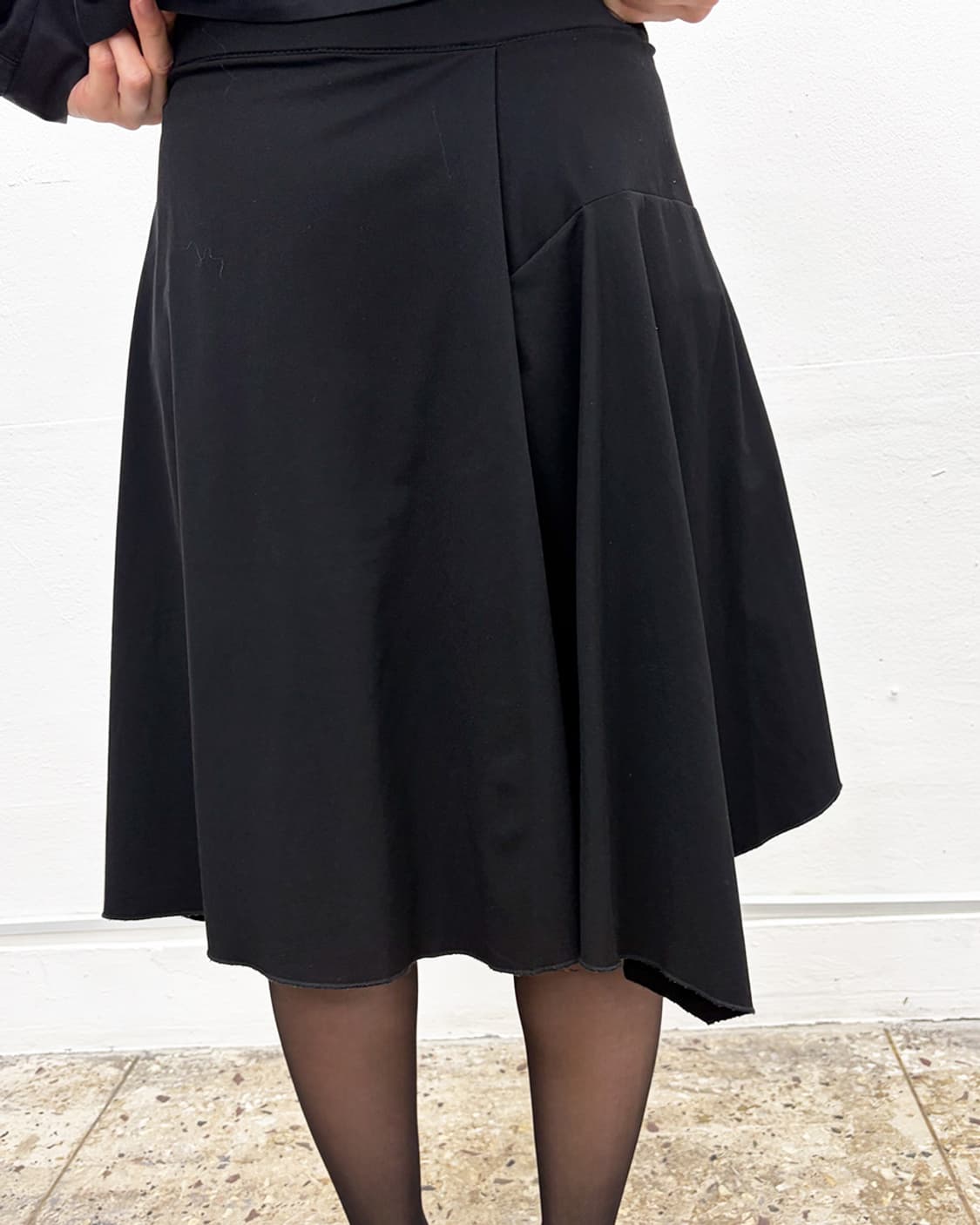 트렁크 히로코 코시노 비대칭 스커트 상품이미지5
