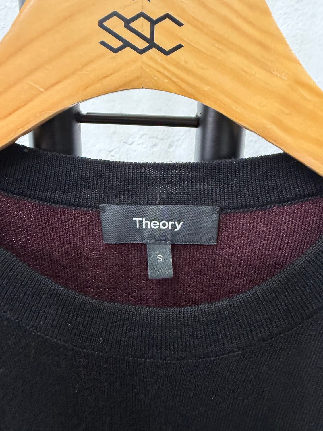 정품) 띠어리 블랙 남성 니트 S  상품이미지5