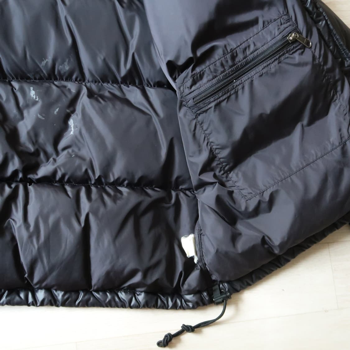 노스페이스 700 눕시 블랙 다운 패딩 상품이미지9