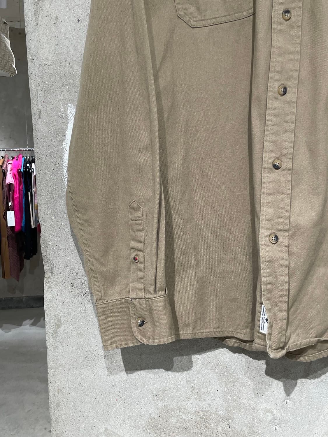 랭글러 라이트 브라운 트윈 포켓 컴포트 코튼 셔츠 상품이미지4