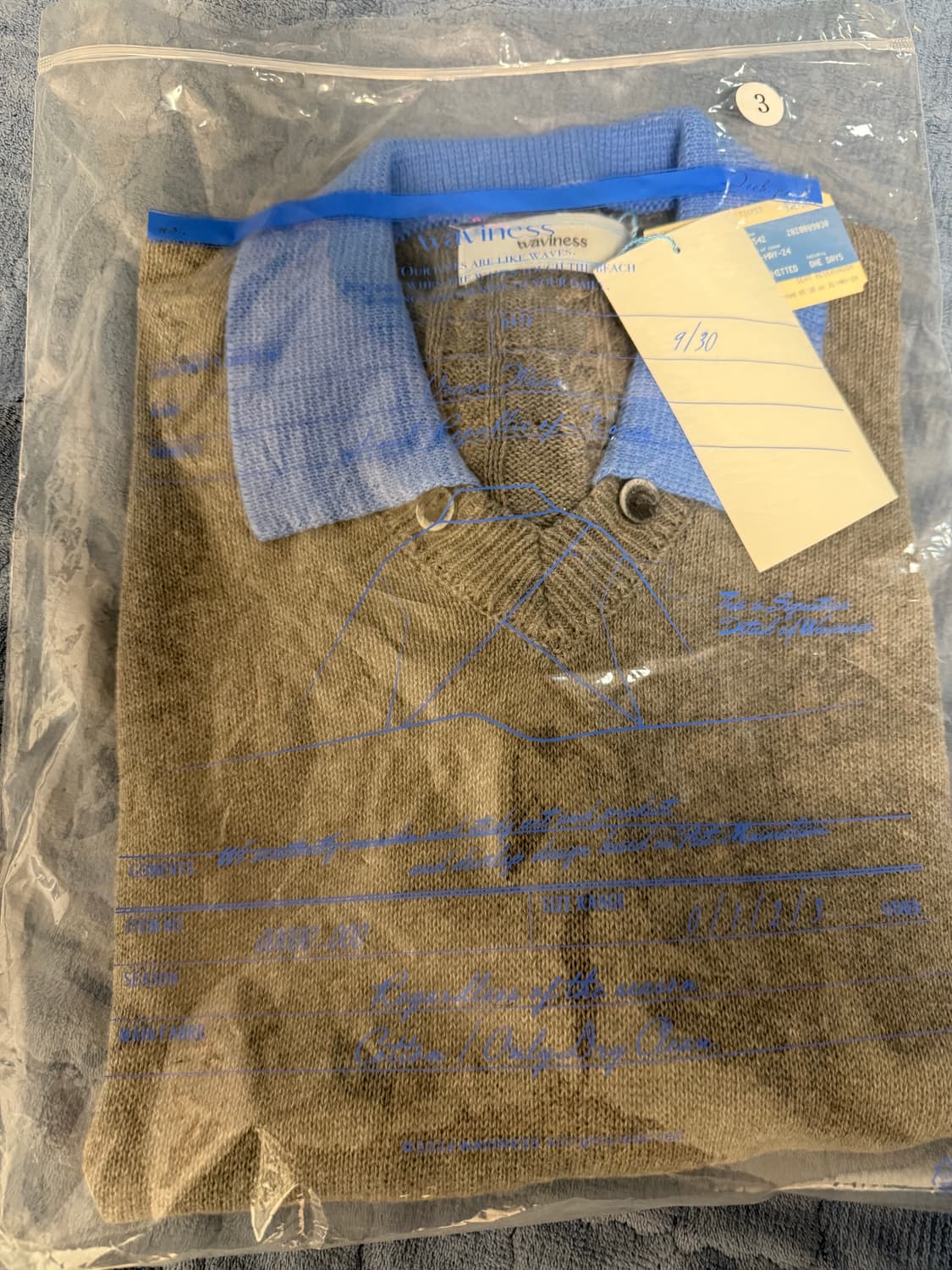 (3)웨이비니스 토글드 페탈 카라 브이넥 하프 니트 그레이 블루 상품이미지3