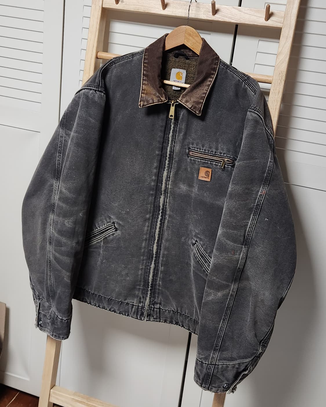 칼하트 J97 흑청 디트로이트 워크 자켓 상품이미지1