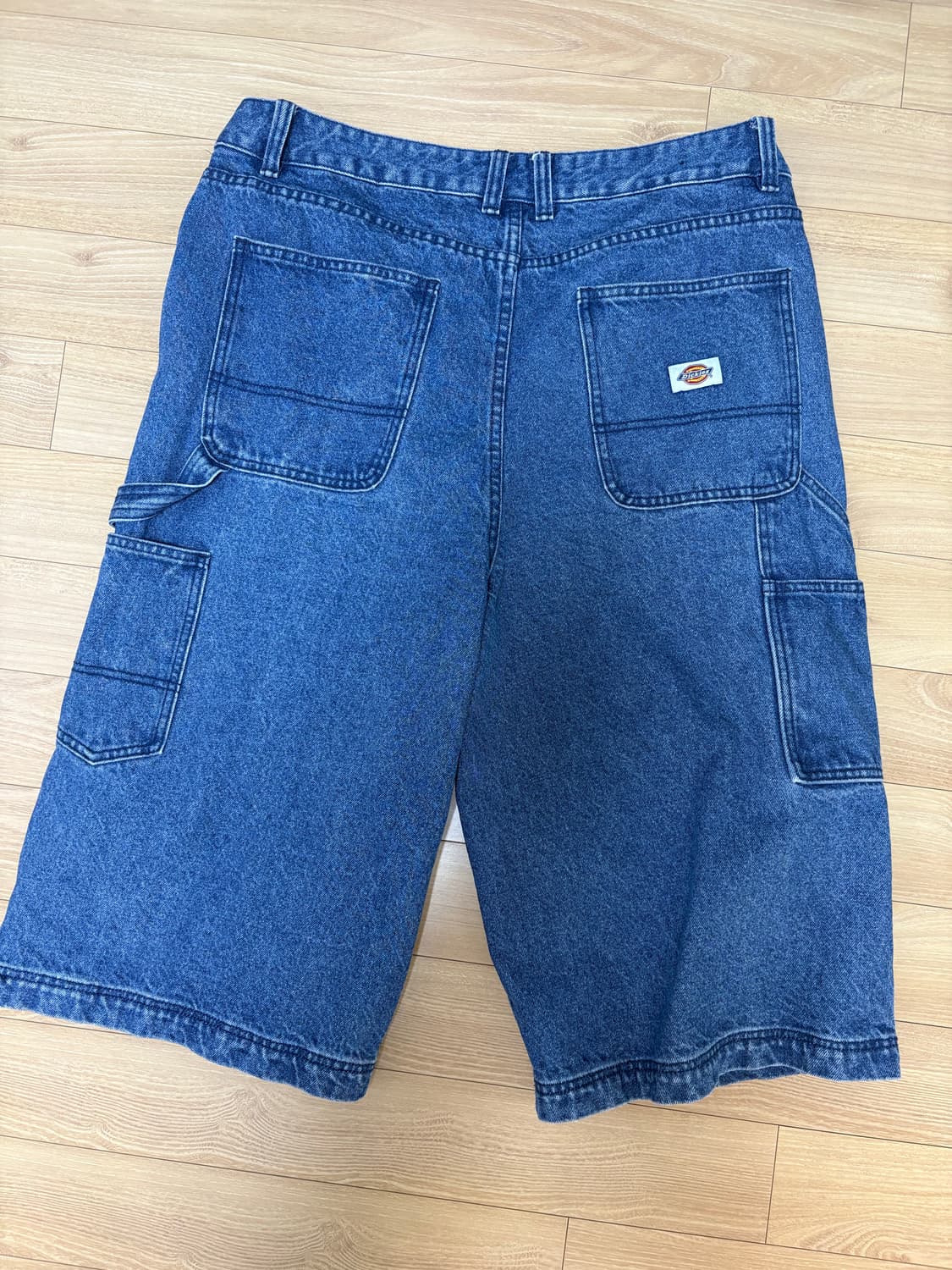 디키즈 더블니 카펜터 데님 쇼츠 Medium Blue 상품이미지2