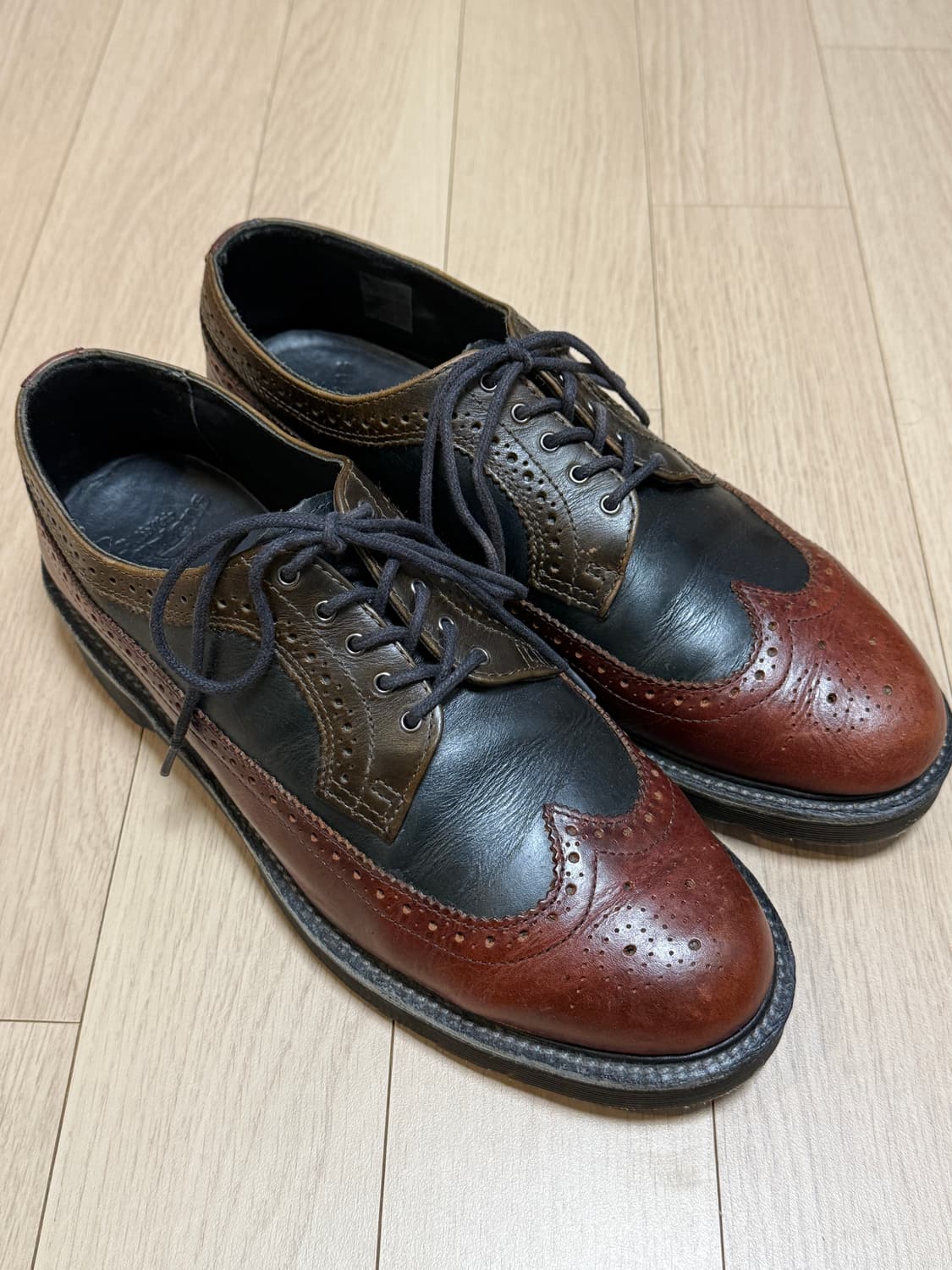 닥터마틴 더비 상품이미지3