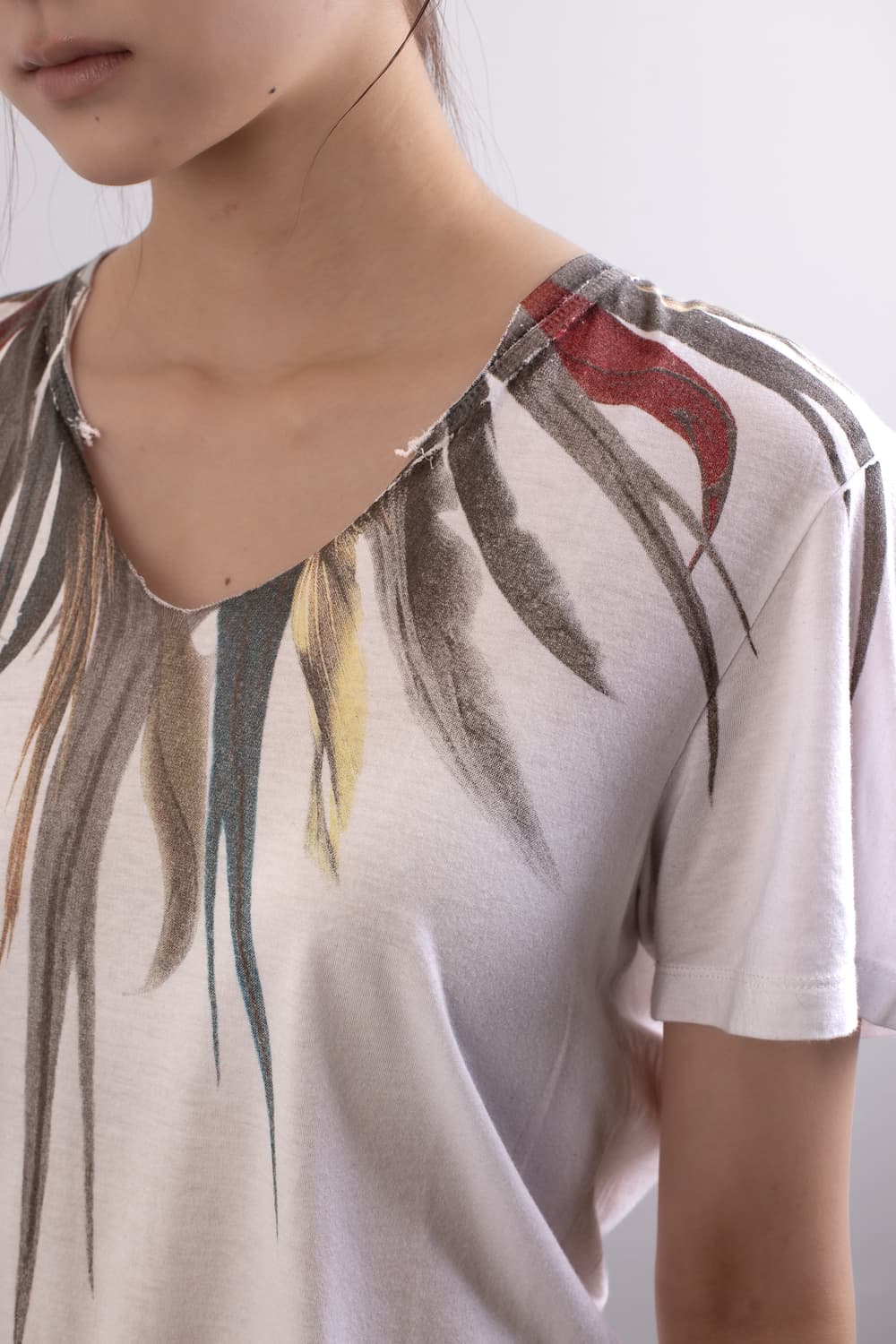 14TH ADDICITION FEATHER PRINT T-SHIRT 상품이미지9
