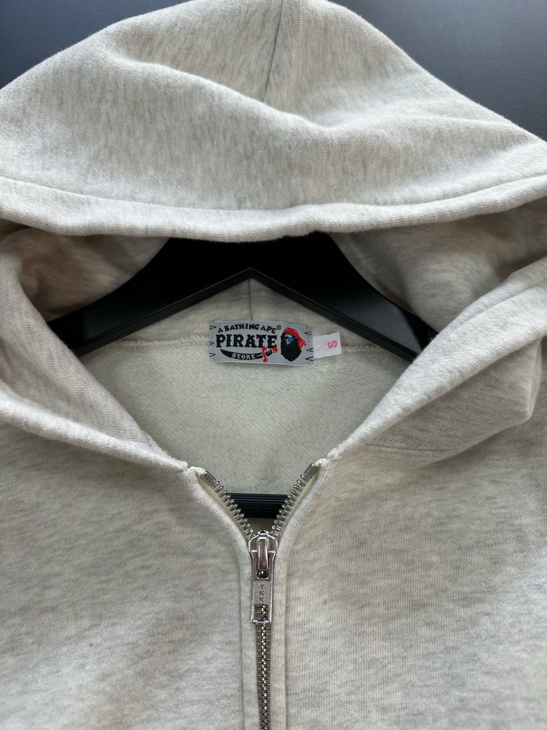 베이프 PIRATE 마일로해적 투웨이 오트밀 후드집업 상품이미지7