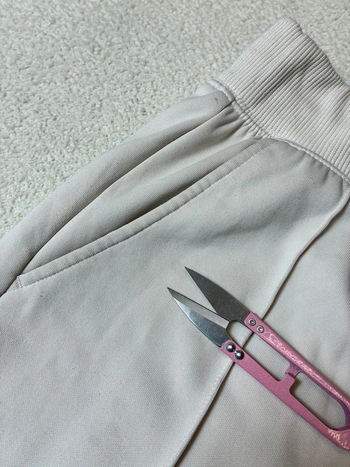 나이키 23FW NSW 에센셜하이 웨이스트 와이드 레그 팬츠 PN7892 상품이미지4