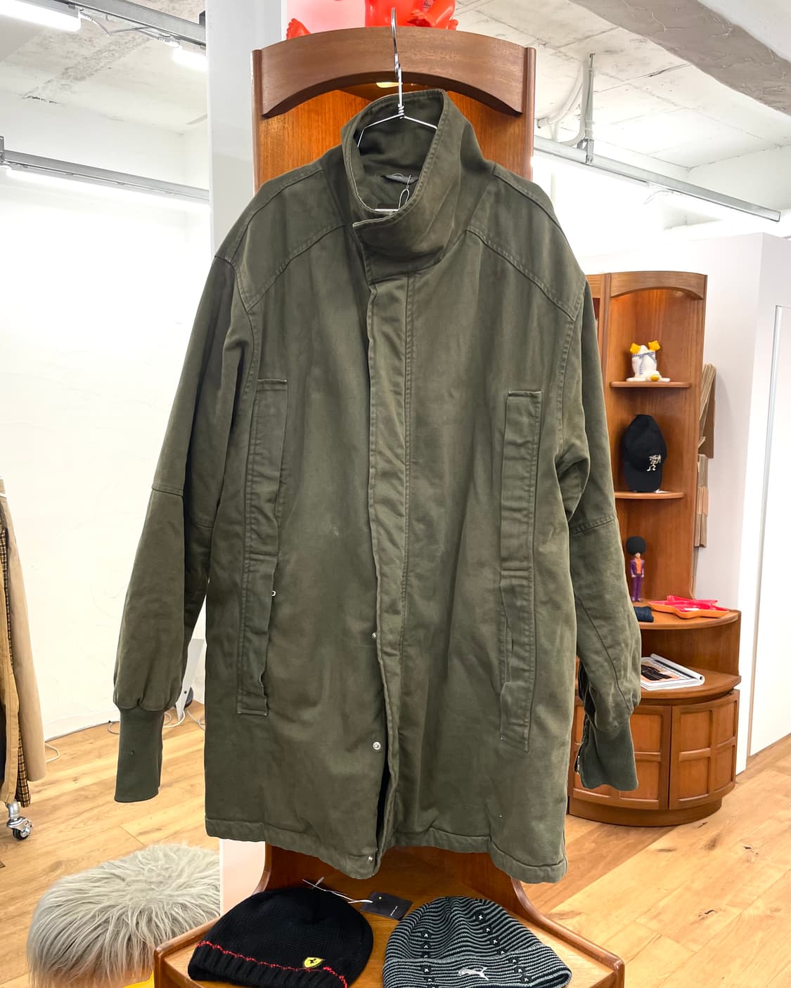 [48] 저스트 카발리 레더 플레어 팬츠 상품이미지9