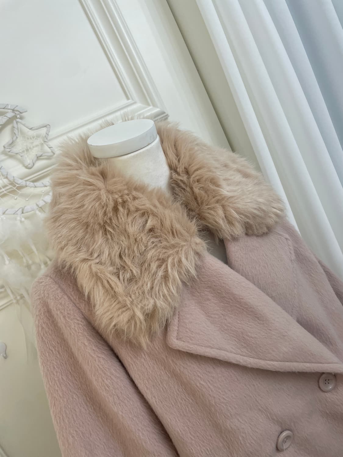 indipink fur cape style coat(size-M) 상품이미지7