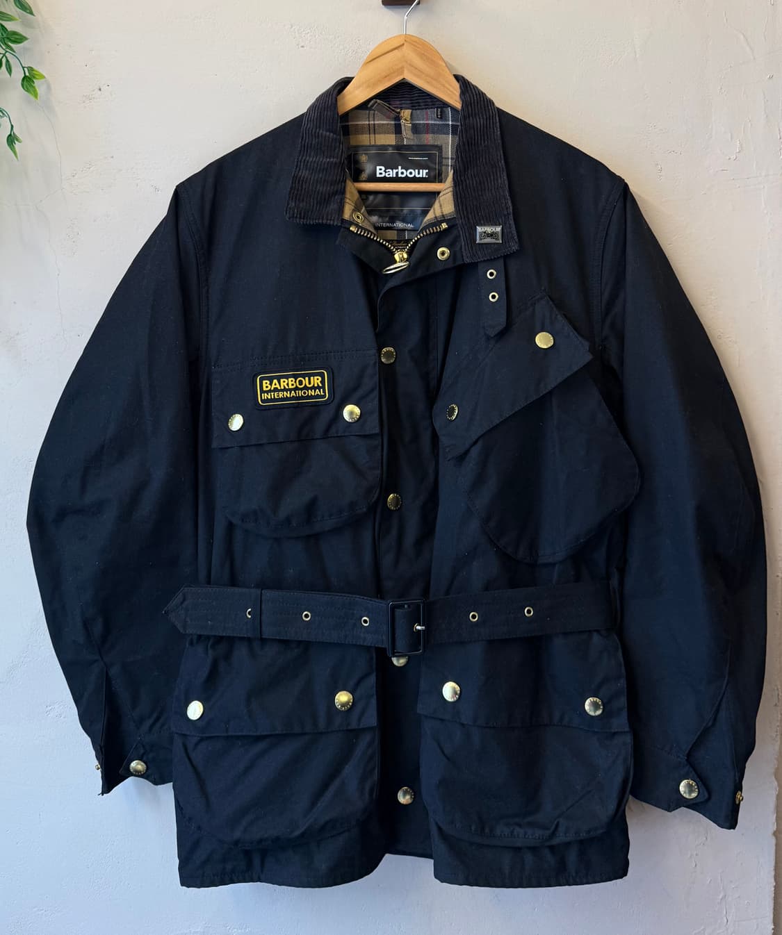 바버 인터내셔널 A7 왁스 자켓 블랙 상품이미지1