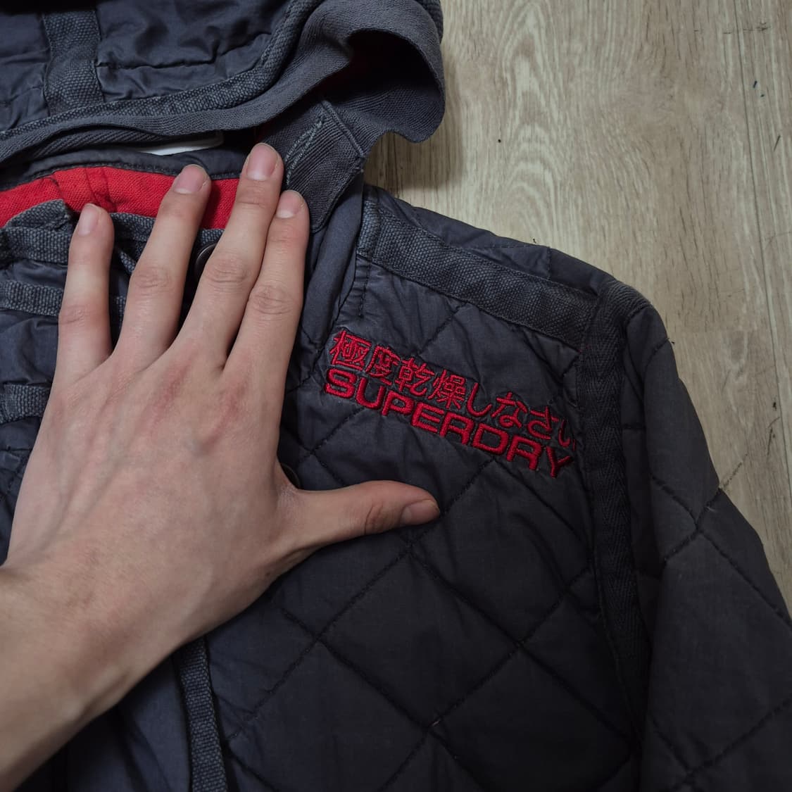 슈퍼드라이 재팬 여성 리미티드 후드 퀼팅자켓 M(95) 상품이미지4