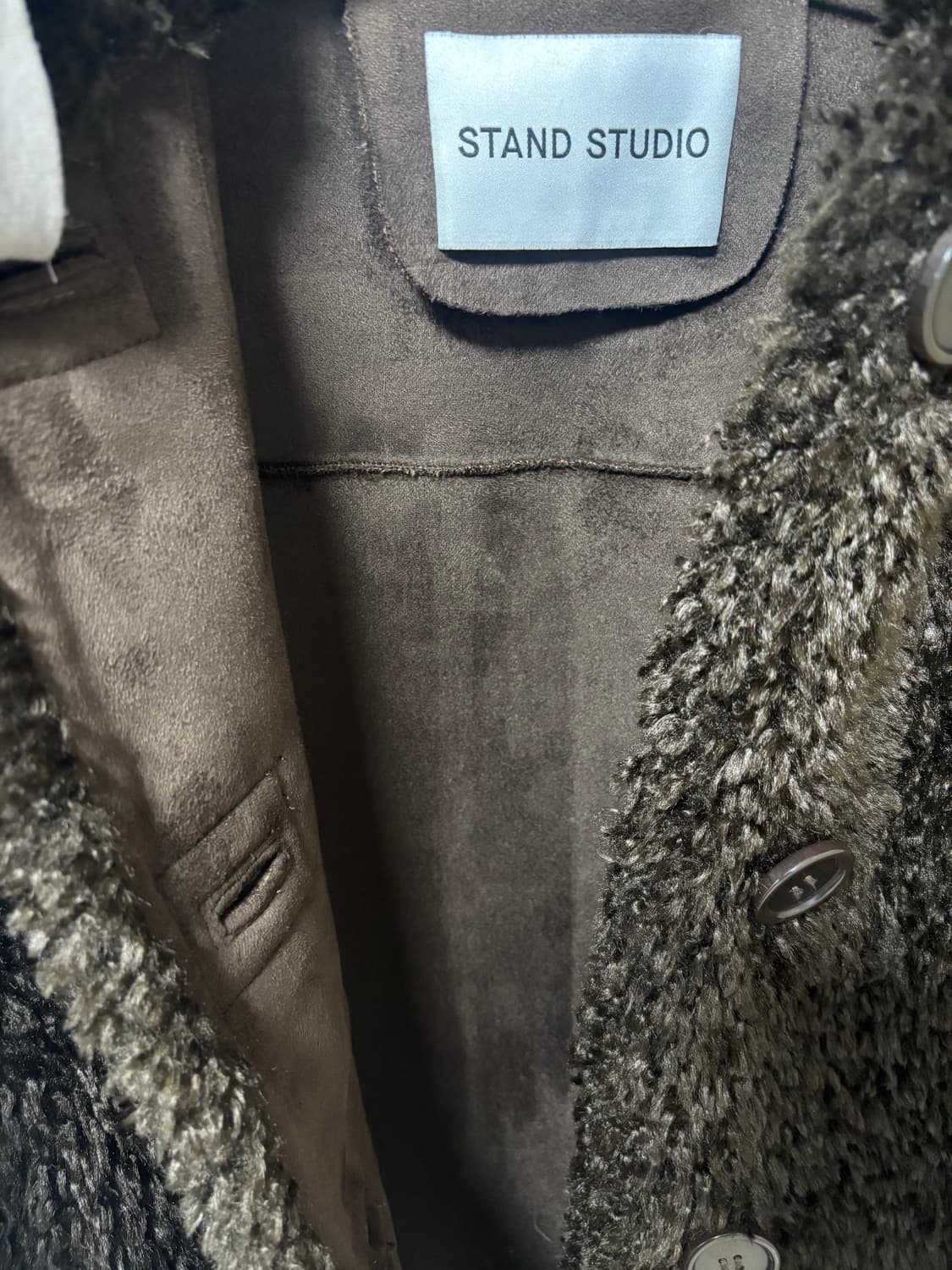 스탠드 스튜디오 퍼 재킷 상품이미지2