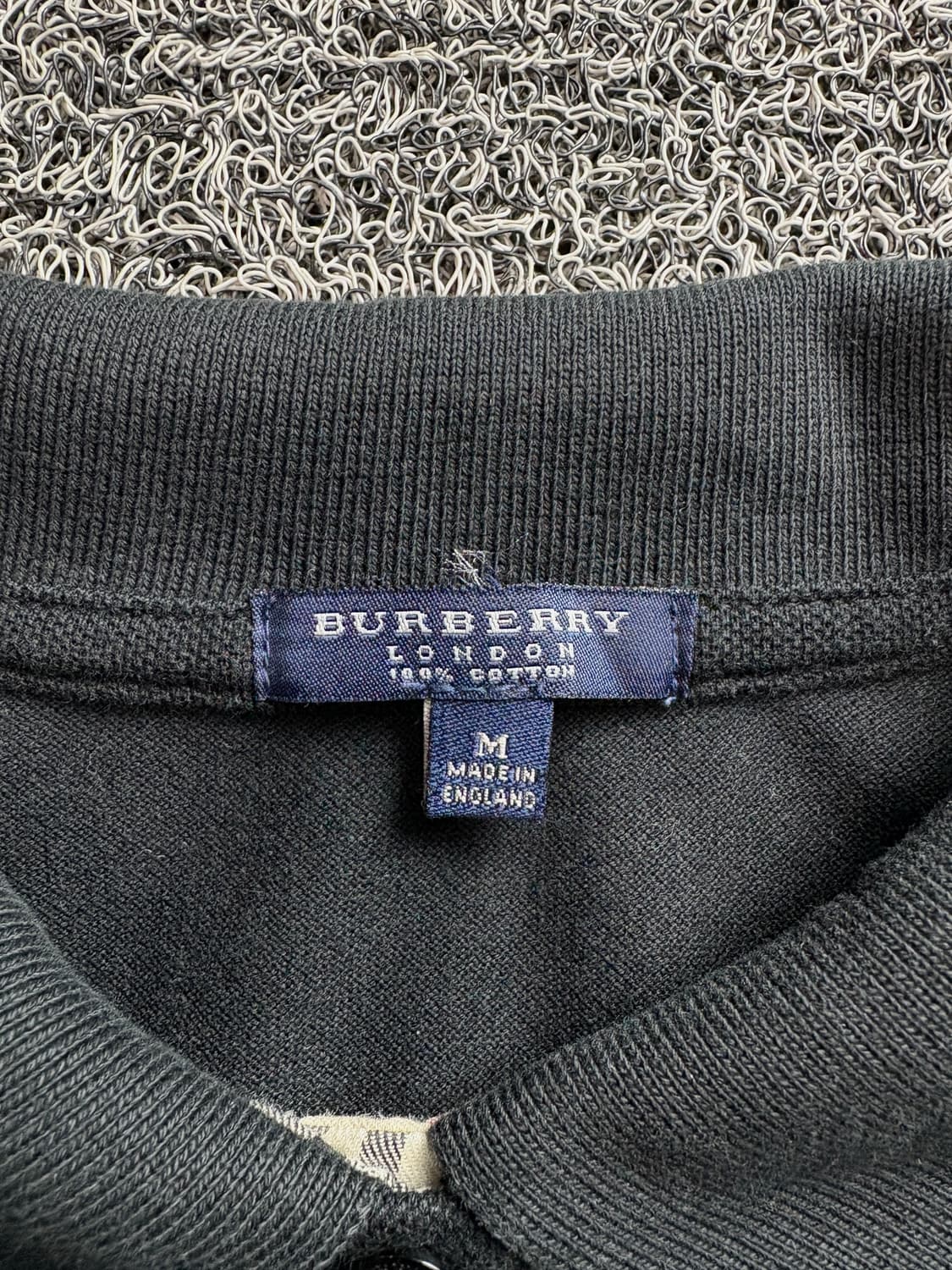 버버리 아카이브 자수로고 피케이 반팔 셔츠 3068 상품이미지3