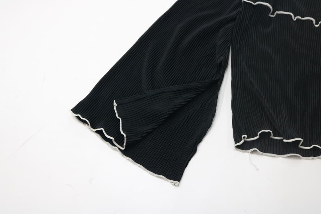 Lutique 블랙 메로우 스티치 플리츠 셋업 (M) 상품이미지4