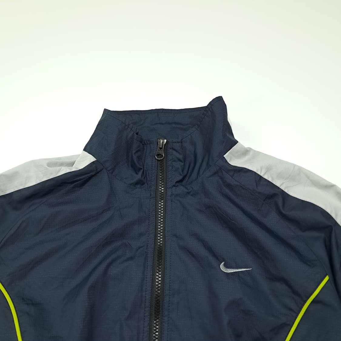 CK062 FREE 나이키 00s 네온파이핑 바람막이 크롭 자켓 상품이미지2