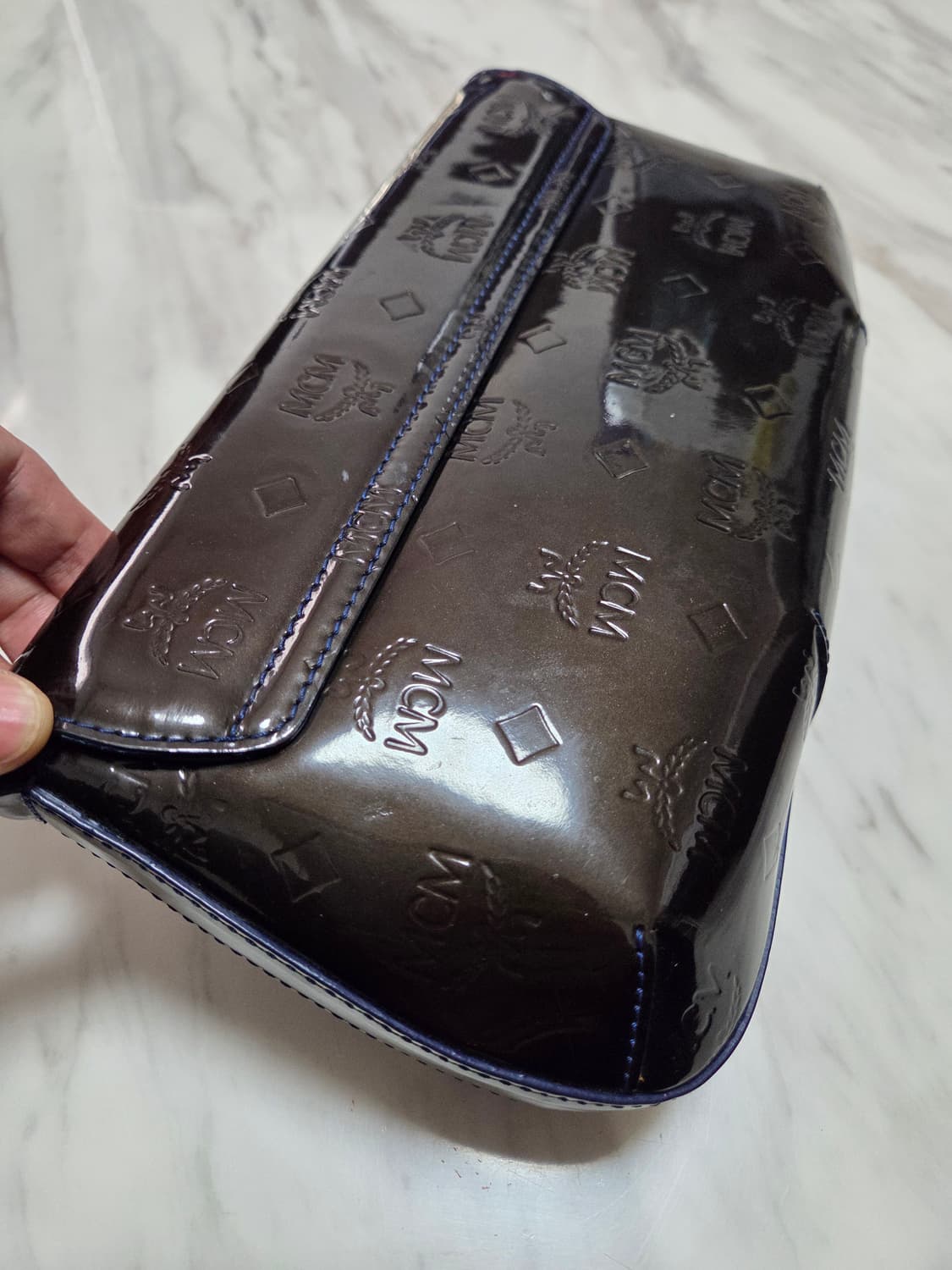 MCM 페이턴트 숄더백 상품이미지3