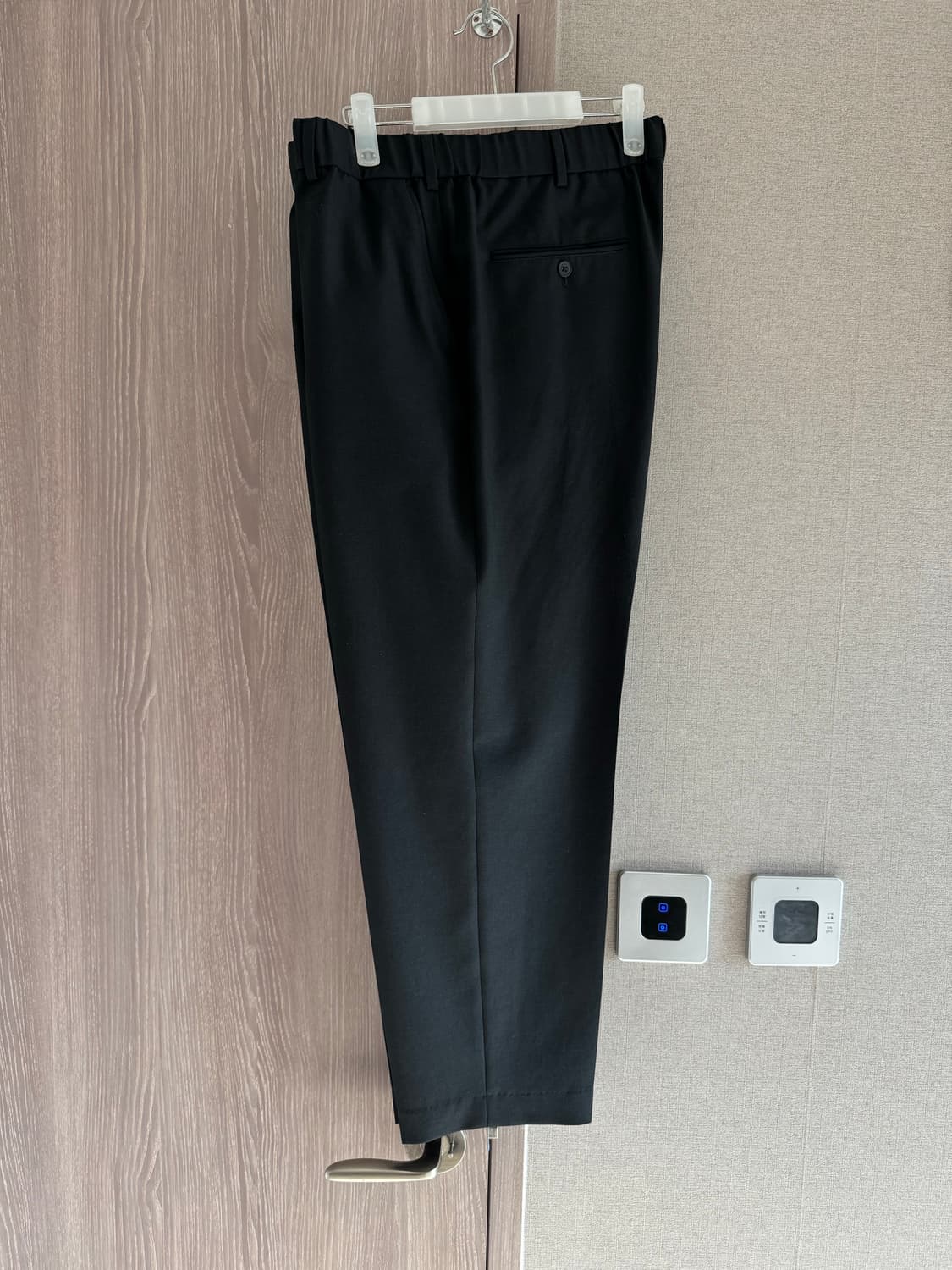 [Uniqlo] 유니클로 U 테이퍼드 핏 슬랙스_블랙 (XL) 상품이미지7