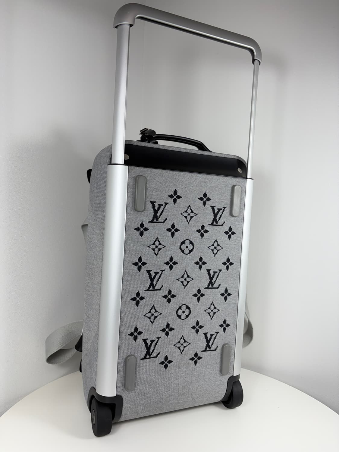 루이비통 M20129 호라이즌 소프트 더플55 기내용캐리어 상품이미지6