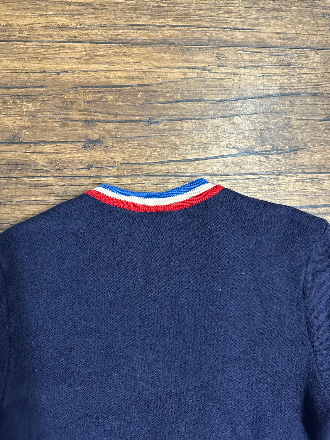 라코스테 네이비 브이넥 가디건 100 올드스쿨 느낌 상품이미지5